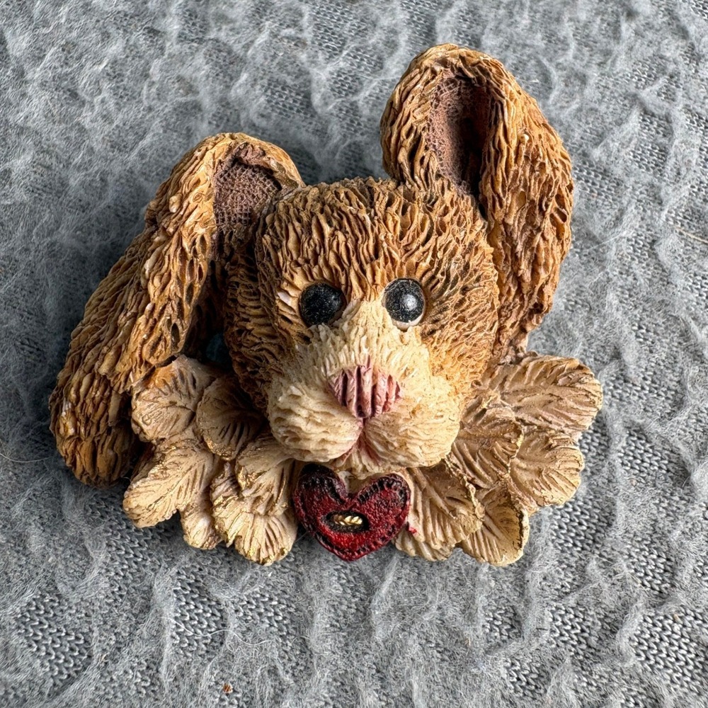 Vintage Textured Resin Bunny Rabbit Brooch Pin Red Heart Detail Brown Whimsical